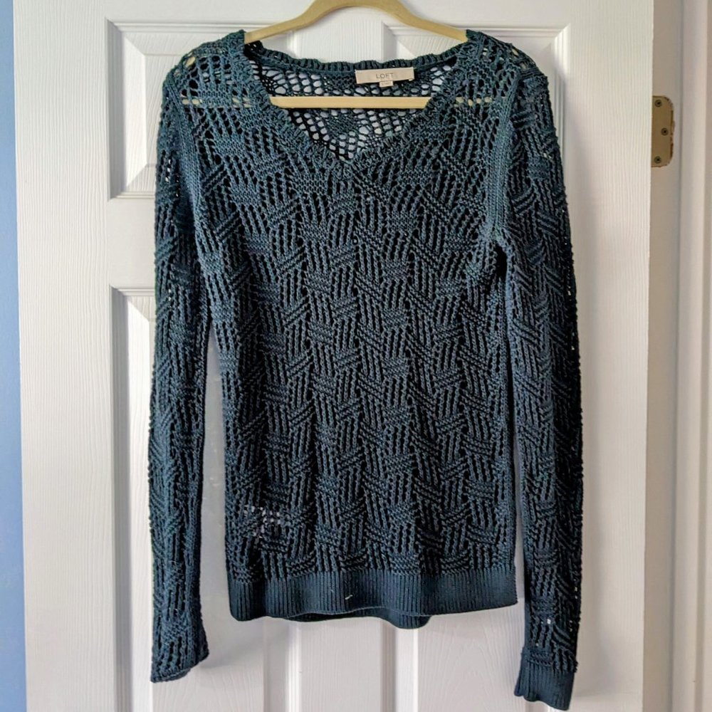 Green Loft crochet sweater small